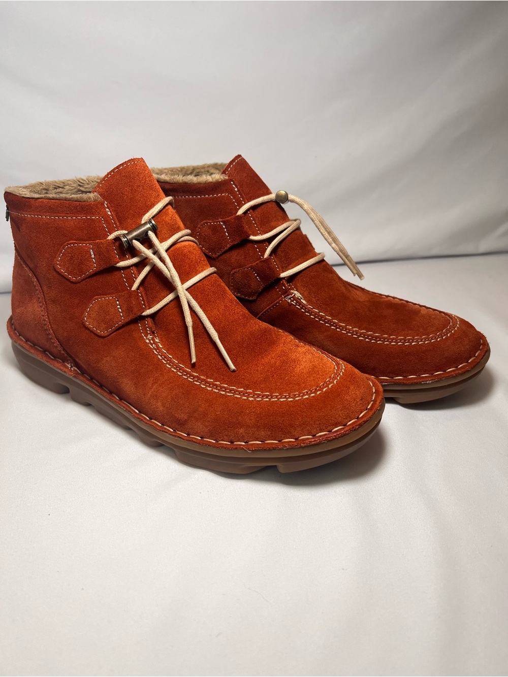 On Foot Men's Suede Chukka Boots in Rust with Fur Lining EU size 40